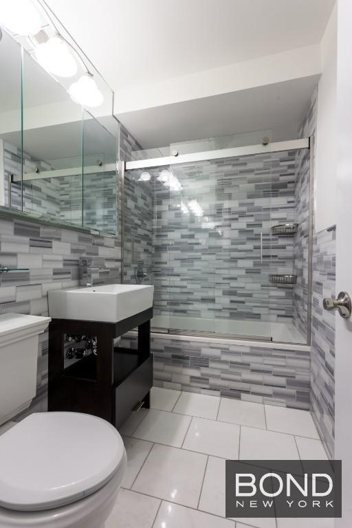 Foto del edificio - 350 W 21st St