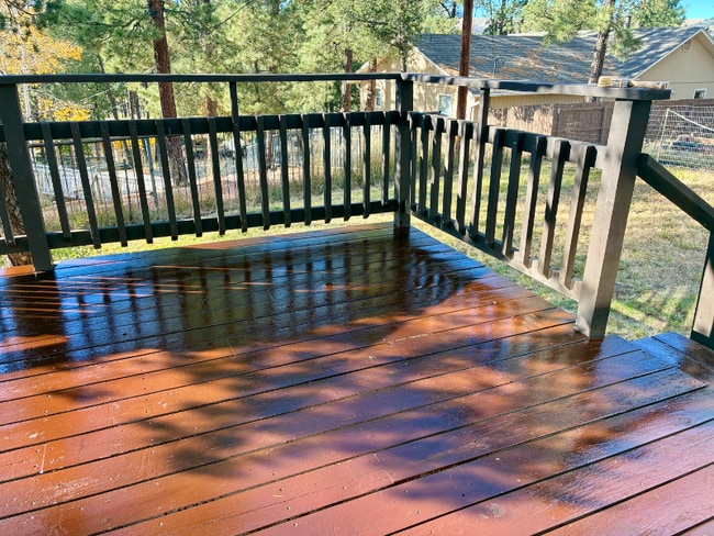 Building Photo - 301 La Luz Ln