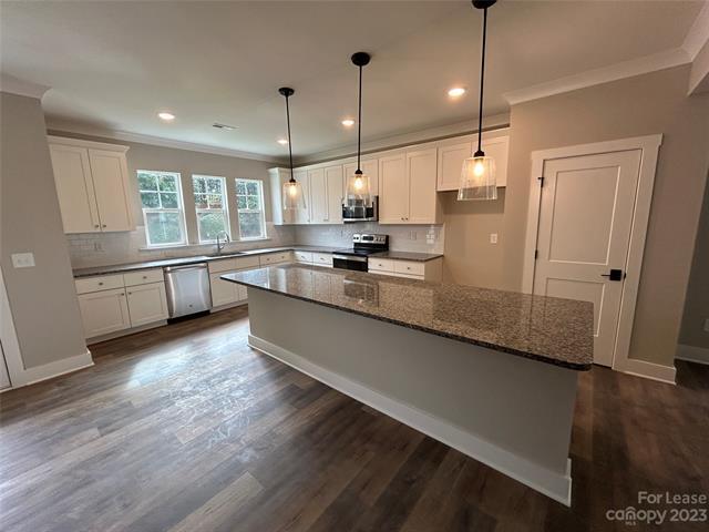 Foto del edificio - 108 Glencoe Ln