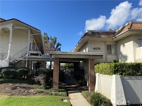 Building Photo - 4545 Ramona Ave