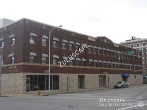 Building Photo - 101 SE 2nd St