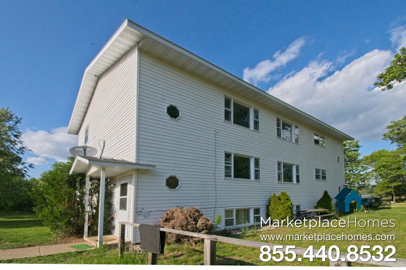 Primary Photo - N10104 Buckeye Dr