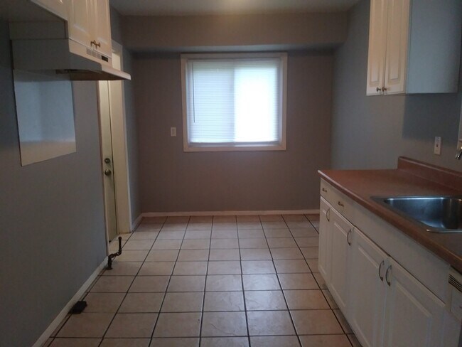 Photo - 30043 Grandview St Apartment