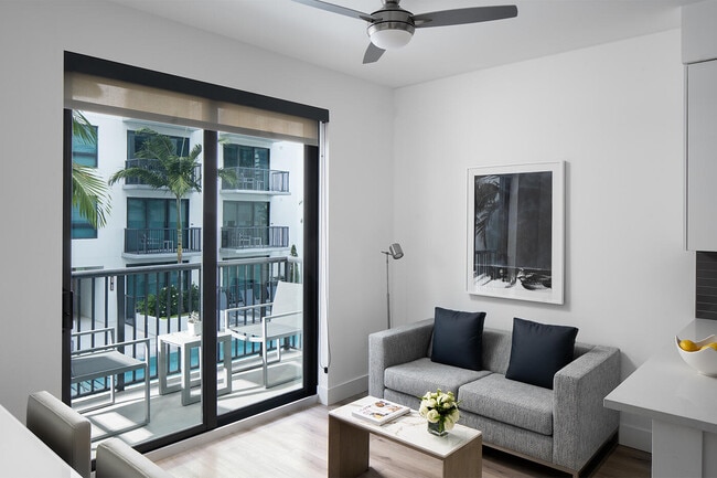 Foto del edificio - 695 S Olive Ave