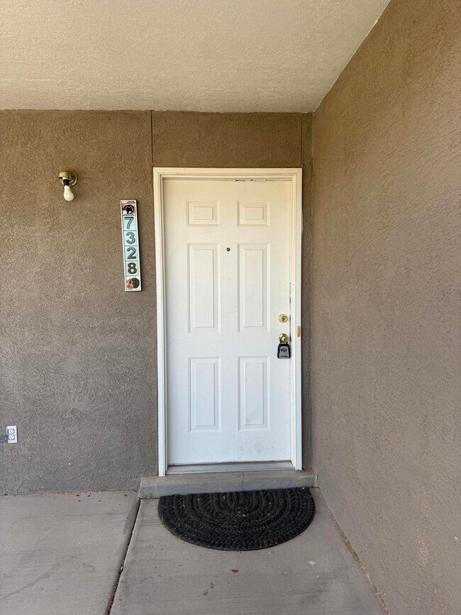 Building Photo - 7328 Pechora Dr NE