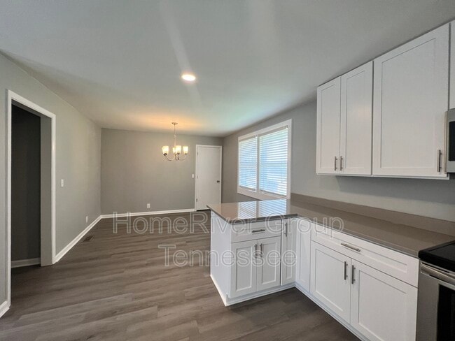 Building Photo - 202 Bonnacliff Ct