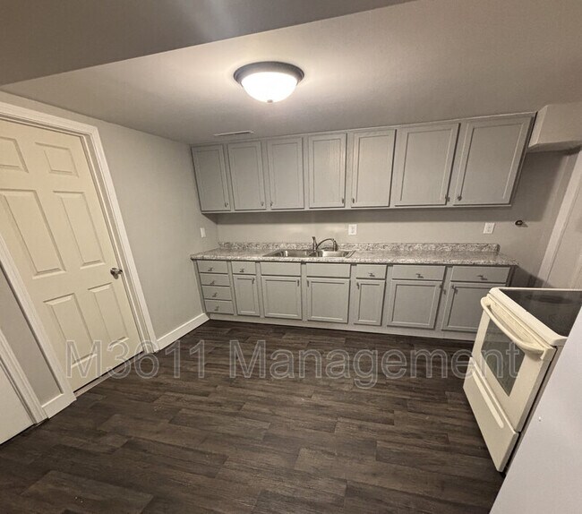 Building Photo - 5315 Leighton Ave
