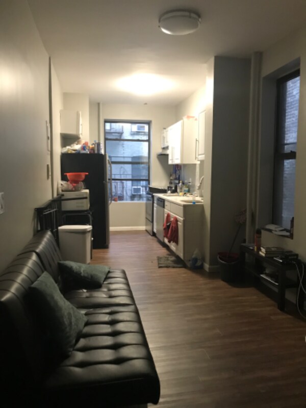 Primary Photo - 422 St Nicholas Ave