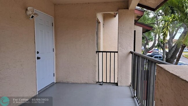 Foto del edificio - 8031 Southgate Blvd