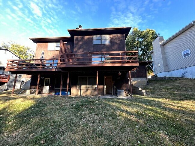 Building Photo - $1,800 | 2 Bedroom, 2.5 Bathroom Duplex | No Pets | Available for an August 1st, 2026 Move In!