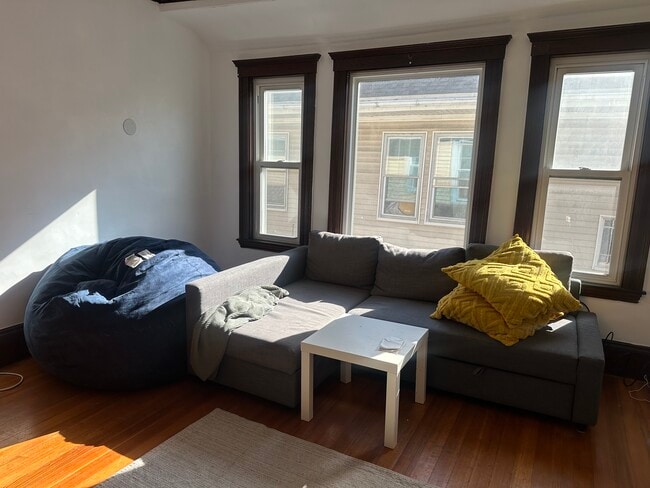 Foto del edificio - 100 W Adams St