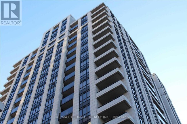 Photo du bâtiment - 100 Harrison Garden Blvd