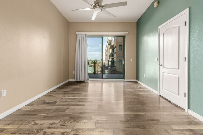 Foto del edificio - 2302 N Central Ave