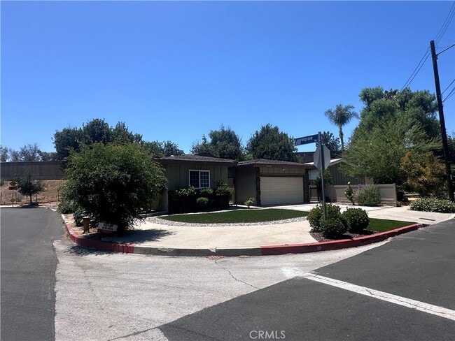 Building Photo - 12300 Blix St