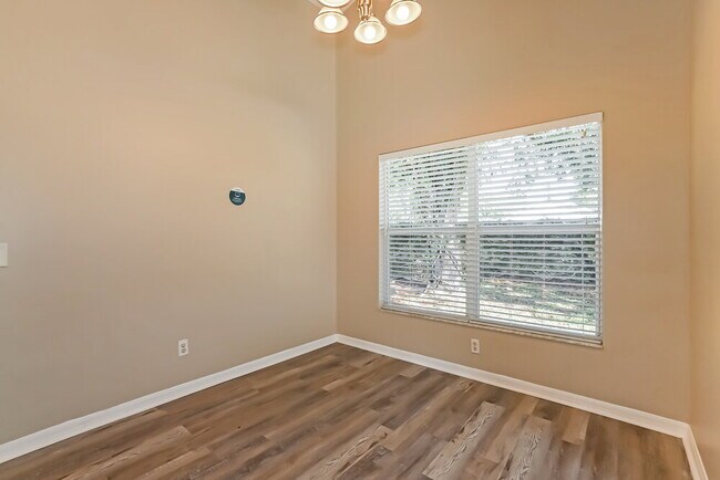 Building Photo - 1652 Portsmouth Lake Dr