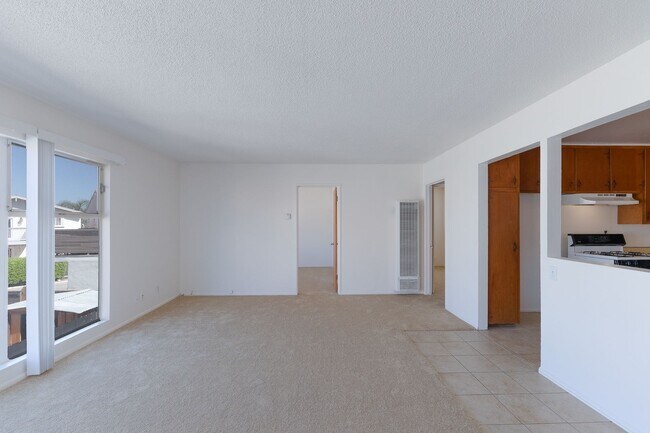 Foto del edificio - 137 Simi Ave