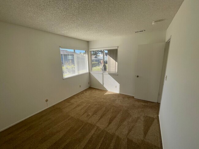 Foto del edificio - 140 Paseo Farrallon