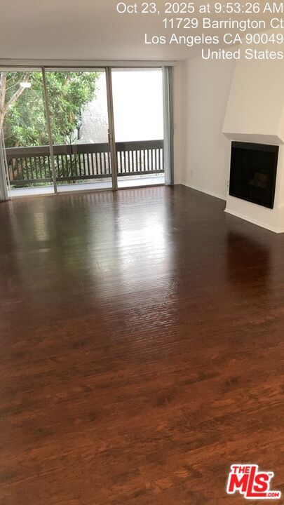 Foto del edificio - 11730 Sunset Blvd