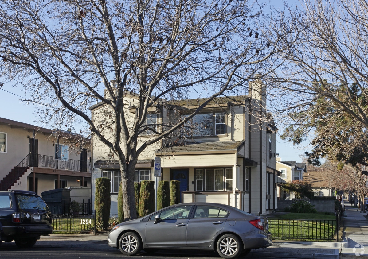 Building Photo - 1294 Jackson St