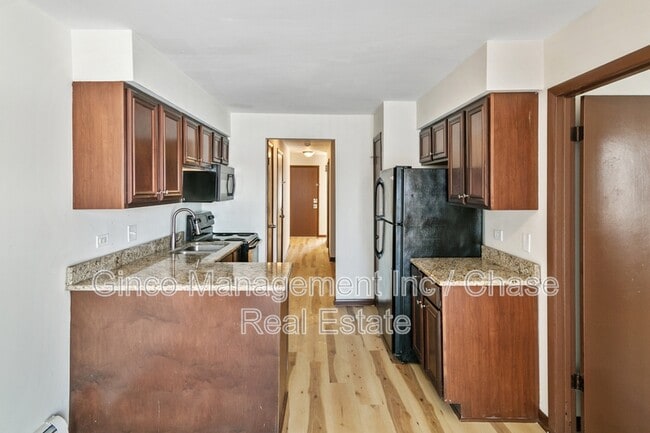 Foto del edificio - 2450 Terrace Ave