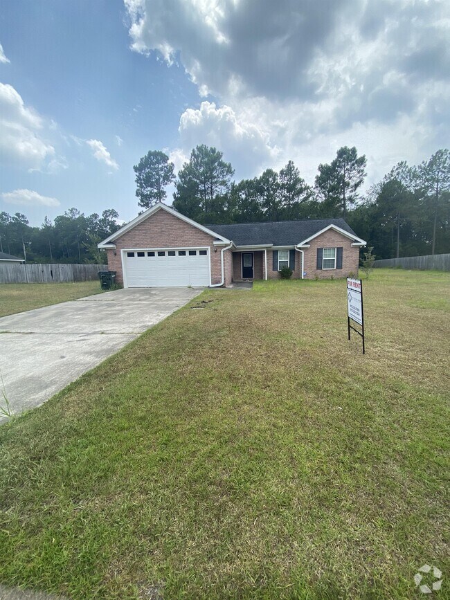 Crawford At Doctors Creek Apartments for Rent Ludowici, GA 2