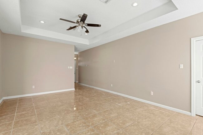 Foto del edificio - 2205 Greenwood Dr