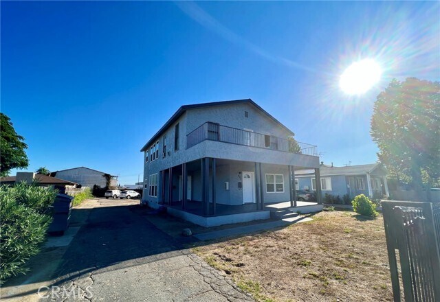 Primary Photo - 844 E Monterey Ave