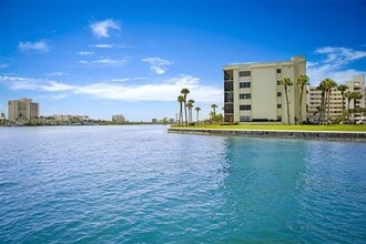 Building Photo - 100 Intracoastal Pl
