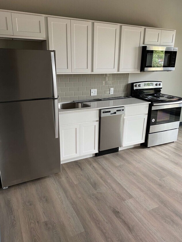 Foto principal - 3610 6th Ave