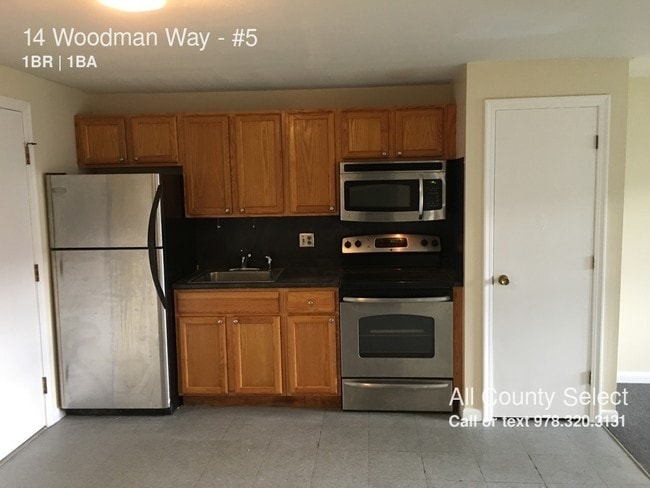 Building Photo - 14 Woodman Way