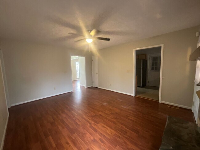 Foto del edificio - 4326 Bridge St