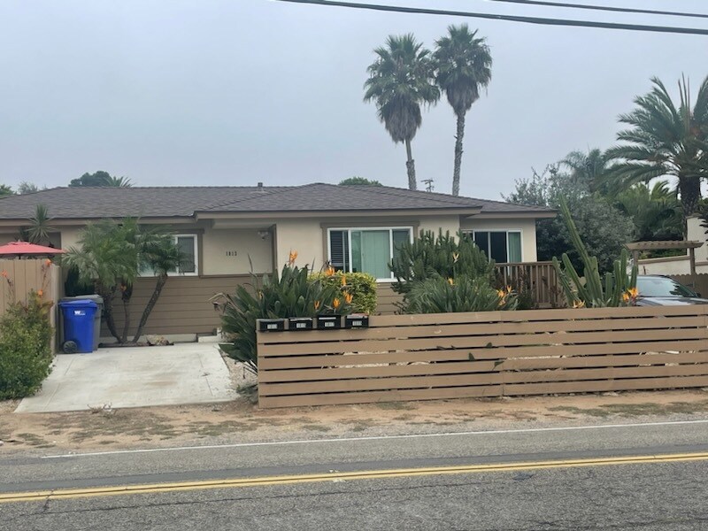 Primary Photo - 1013 Regal Rd