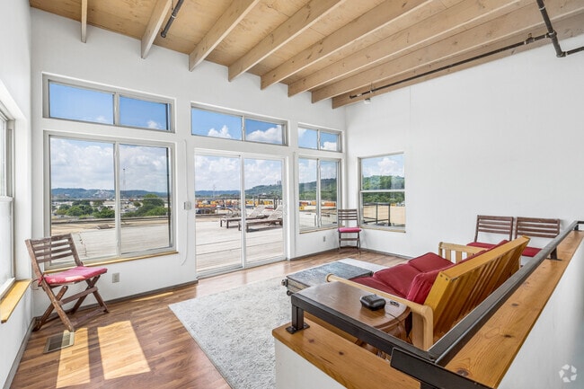 Interior Photo - Harrison Terminal Lofts
