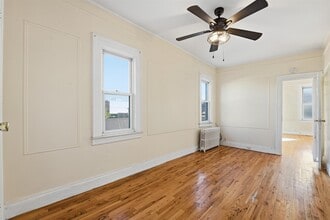 Building Photo - 532 Adams St