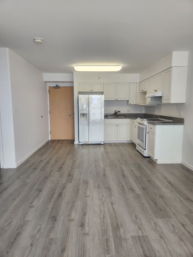 Photo - 801 South St Apartment