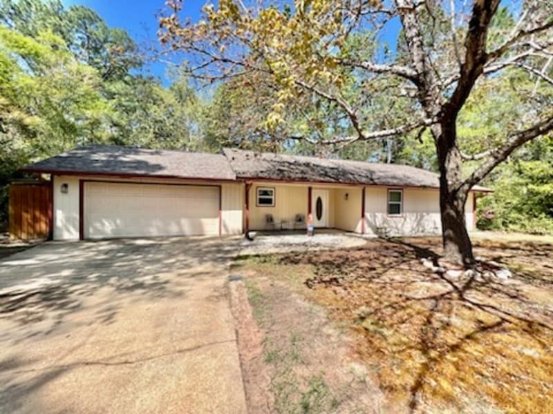 Foto principal - 2849 Penn St