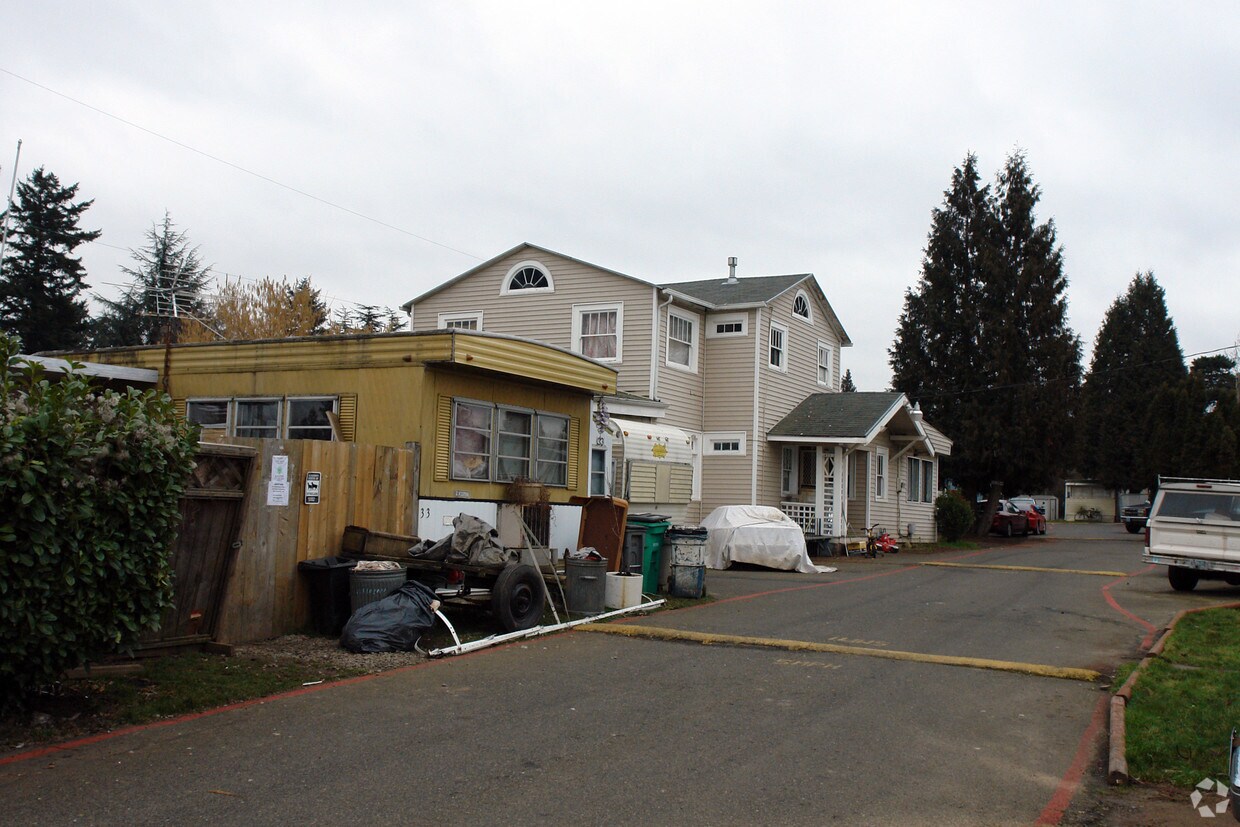 Primary Photo - Oak Leaf Mobile Home Park