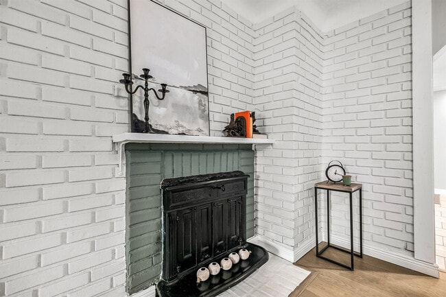 Building Photo - 14926 E 10 Mile Rd