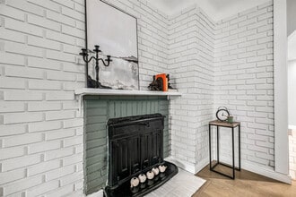 Building Photo - 14926 E 10 Mile Rd