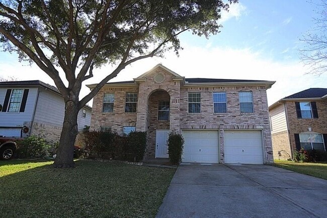 Building Photo - 16407 Split Willow Dr