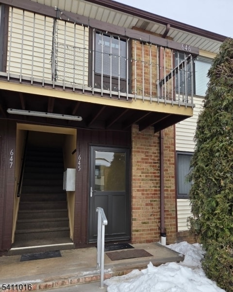 Building Photo - 645 Cricket Ln