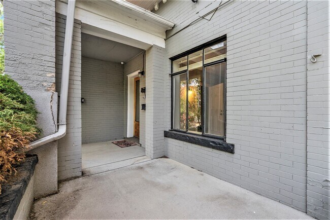 Foto del edificio - 1214 N Pearl St