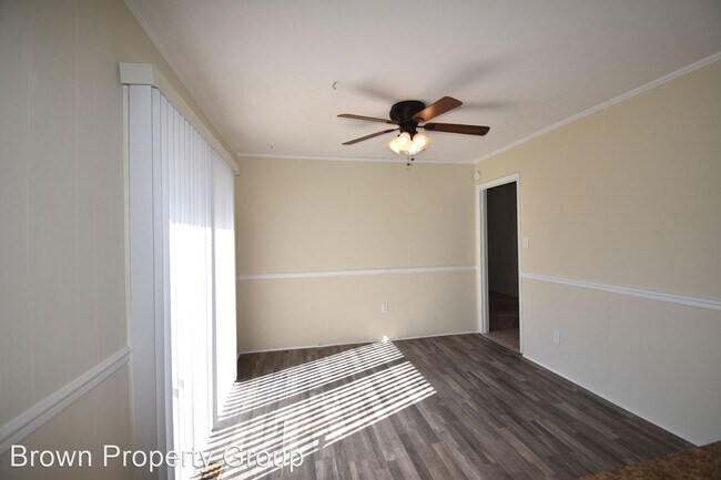 Building Photo - 3 br, 1.5 bath House - 1800 Dewsberry Dr