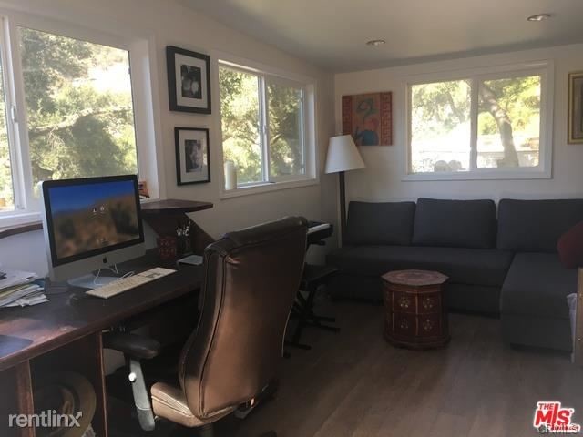 Primary Photo - 1145 Old Topanga Canyon Rd