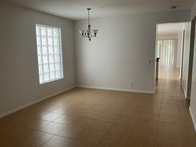 Building Photo - 515 Belle Grove Ln