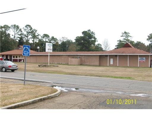 Primary Photo - Bayou Oaks Mobile Home Park