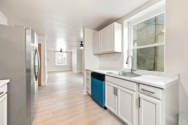 Foto del edificio - 3435 Fairmount Ave