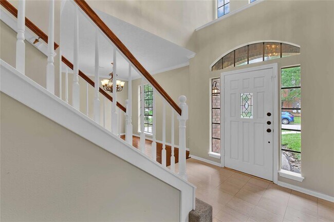 Building Photo - 4531 Echo Falls Dr