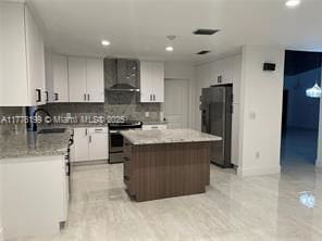 Photo - Northwest 167th Terrace, Miami Lakes, FL 33014 - 3 BR 2 BA single-family home