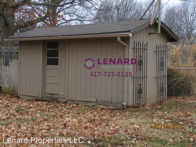 Building Photo - 3 br, 2 bath House - 626 W Dayton Court